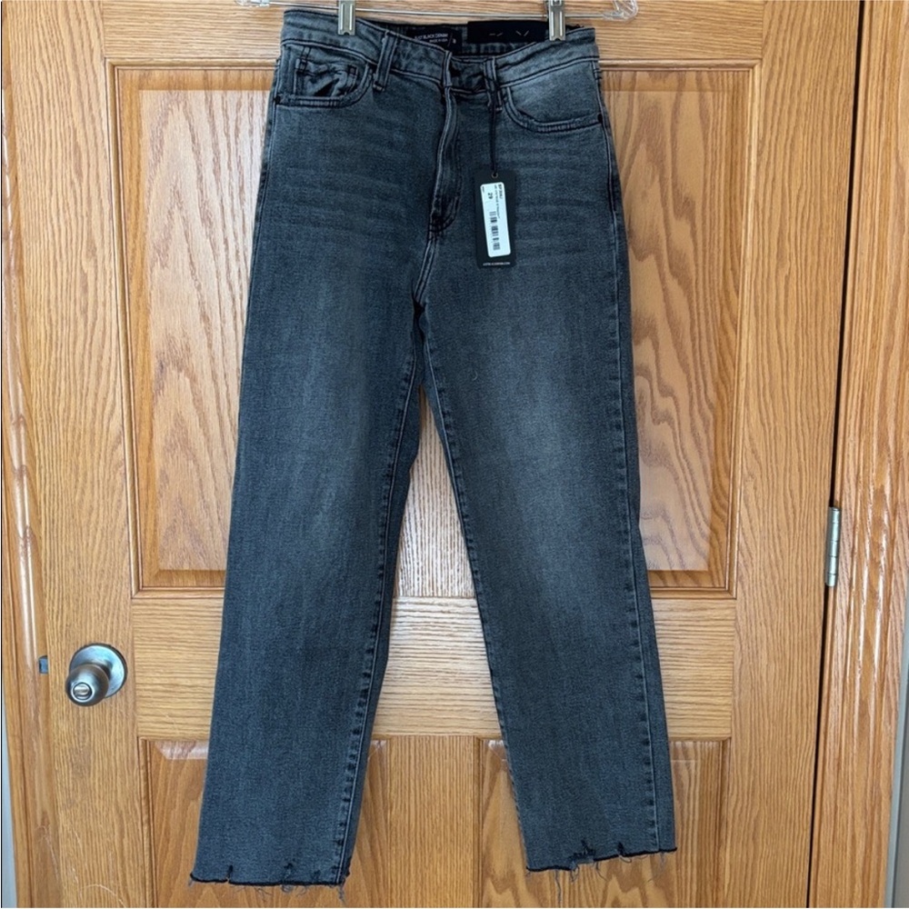 NWT Just Black Vintage Straight Stylish Black Denim Jeans